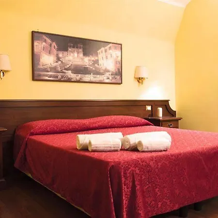 San Pietro Candia 25 بيت ضيافة 3*